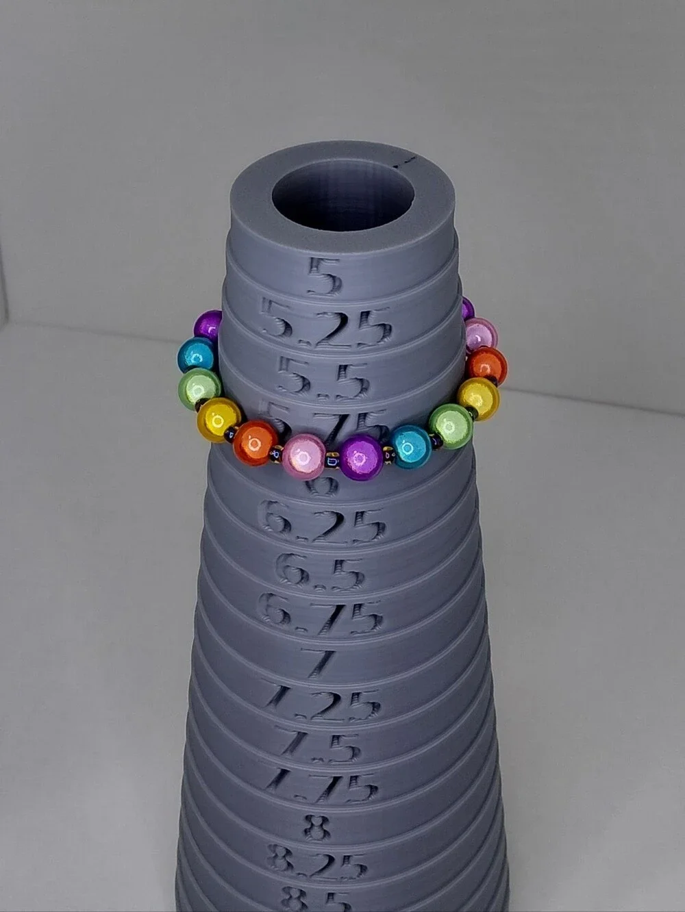 Hand Crafted Rainbow Pearl-Effect Stretch Bead Bracelet 6.25 Inches - Picture 2 of 4
